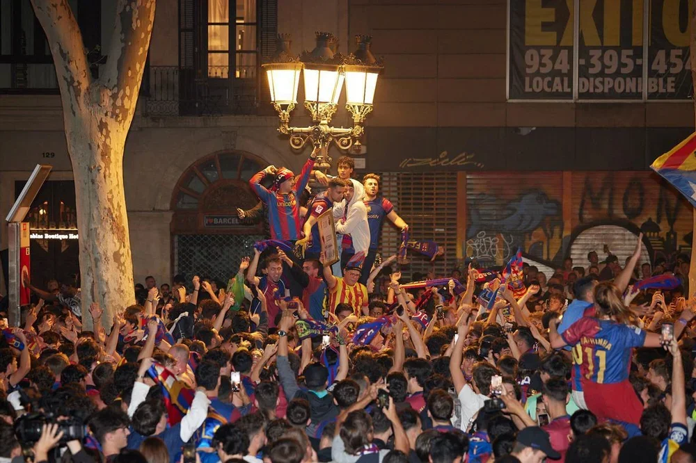 El Barça deberá cambiar su habitual zona de celebración de los títulos para la Liga